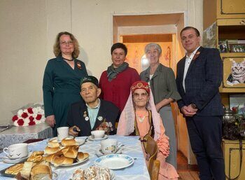 Всероссийскую акцию «В гости к ветерану» принимает барнаульский труженик тыла Зуфар Латыпов